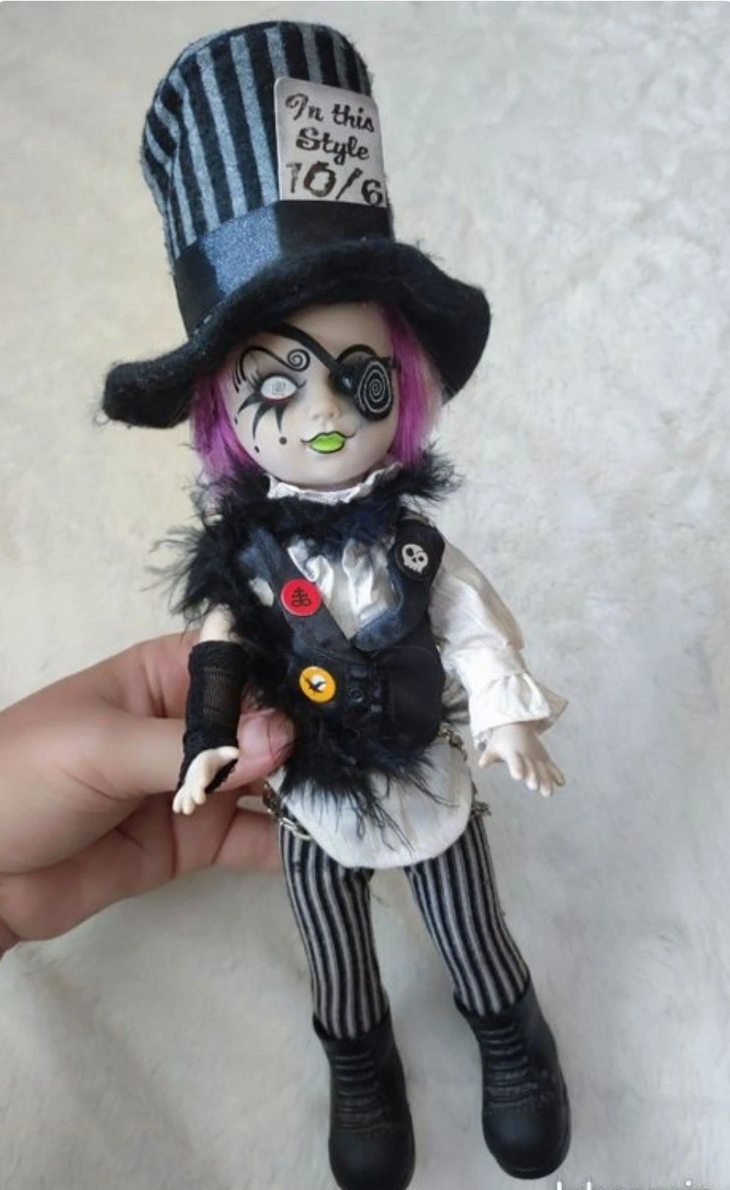 RARE Poupée Figurine Living Dead Dolls Collector - Chapelier Alice